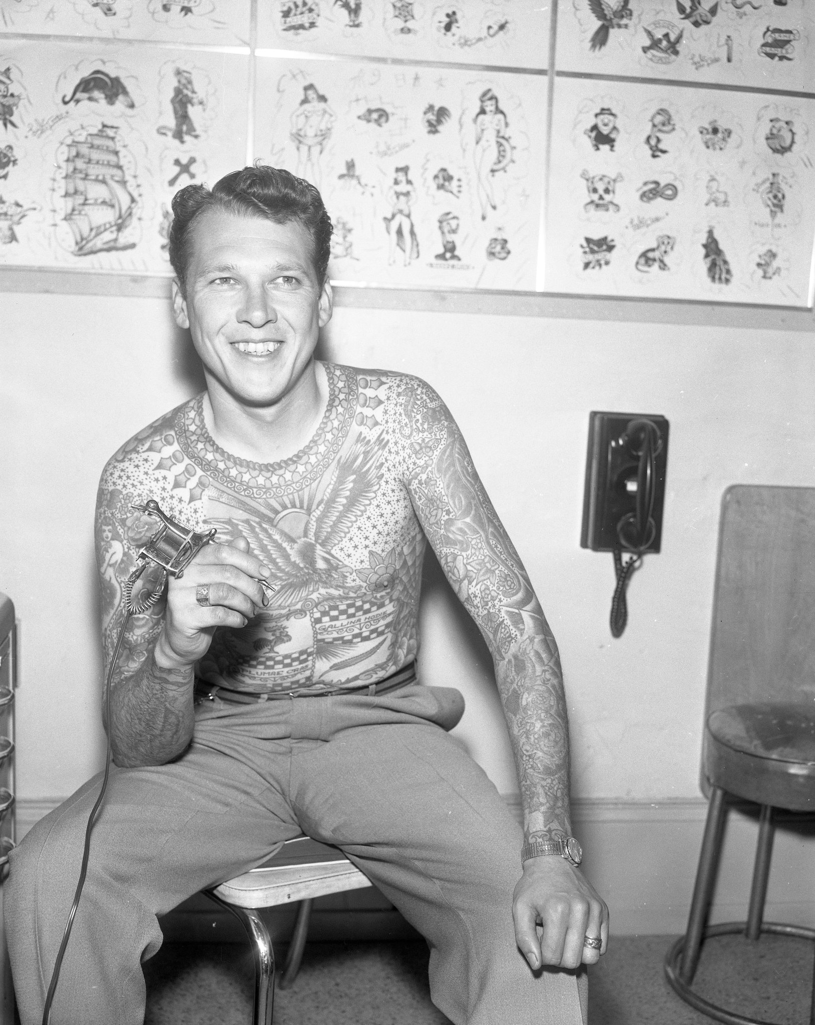 20th-century Western tattoo culture and the modern tattoo machine